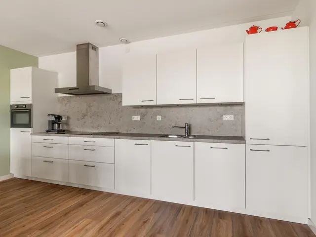 Middenweg 249R, HEERHUGOWAARD