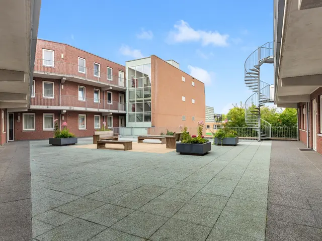 Middenweg 249R, HEERHUGOWAARD