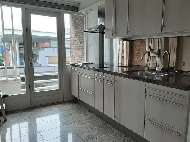 Frank Sinatraplein 10, BEVERWIJK