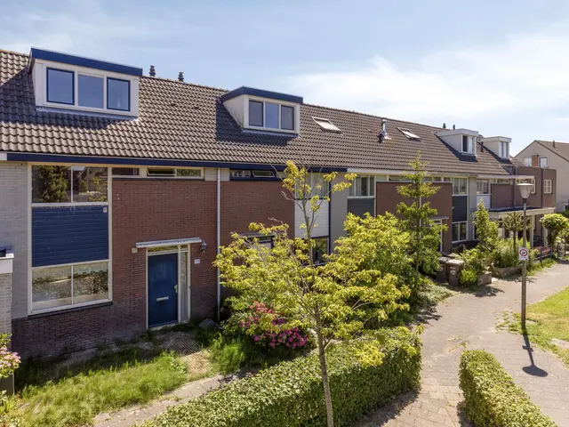 De Waterdief 77, UITGEEST