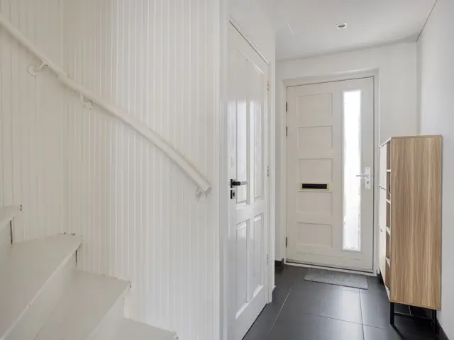 Wethouder Twaalfhovenstraat 36, UITGEEST