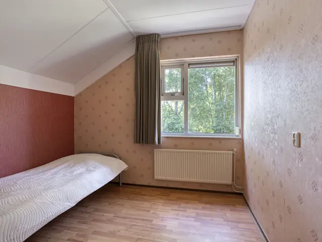 Reaal 159, HOORN
