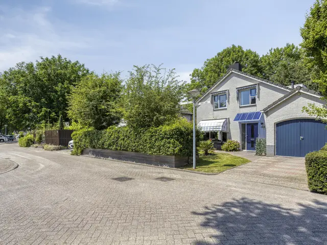 Reaal 159, HOORN