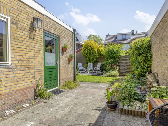 Meeuwenlaan 12, EGMOND-BINNEN