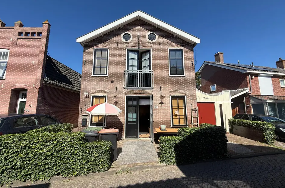 Hogeweg 92a