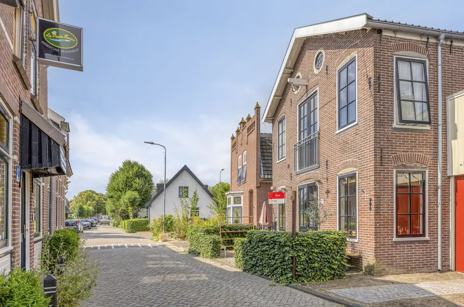 Hogeweg 92a
