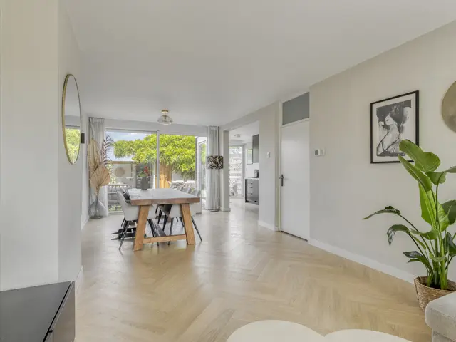 Oranjelaan 31, Castricum