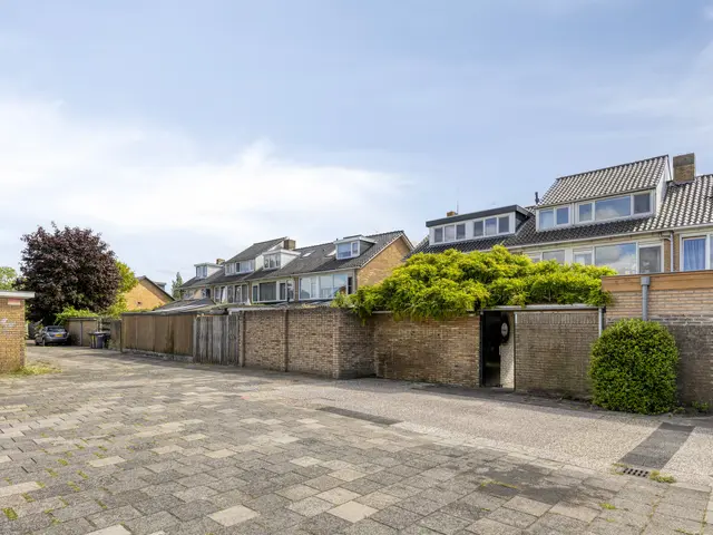 Oranjelaan 31, Castricum