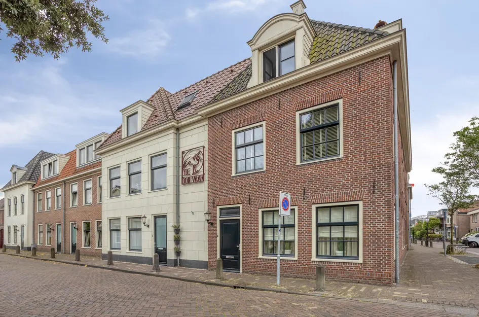 Middelweg 1b