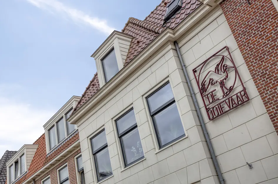 Middelweg 1b