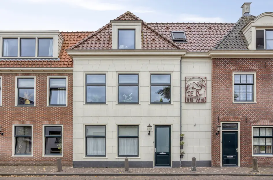 Middelweg 1b