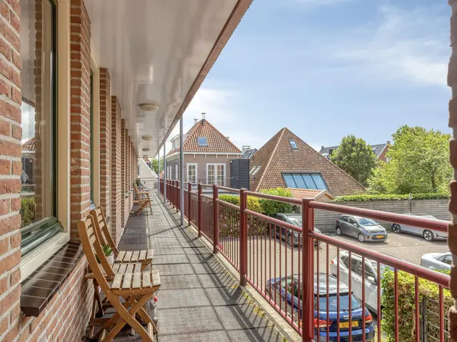 Middelweg 1b, UITGEEST