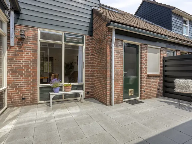 Koningin Wilhelminastraat 32, HEEMSKERK