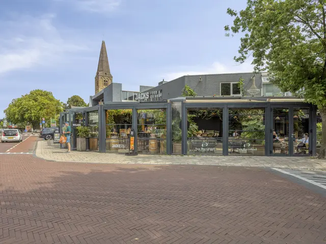 Koningin Wilhelminastraat 32, HEEMSKERK