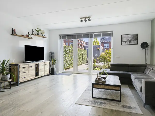 Florastraat 27, BEVERWIJK