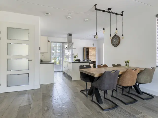 Florastraat 27, BEVERWIJK