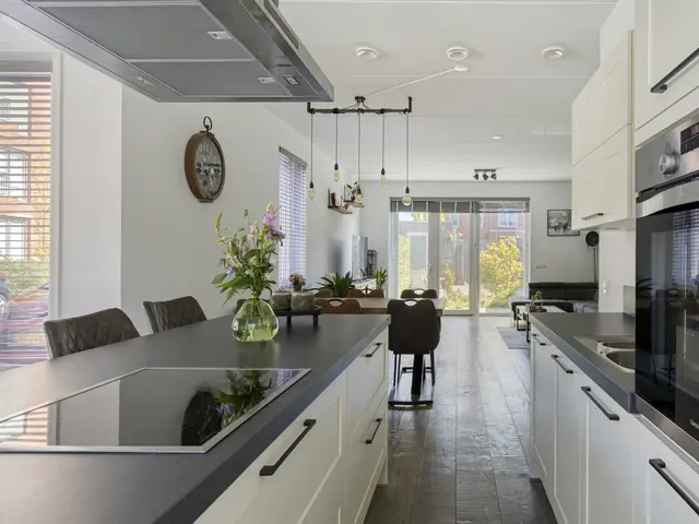 Florastraat 27, BEVERWIJK