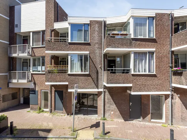 Meerstraat 12, BEVERWIJK