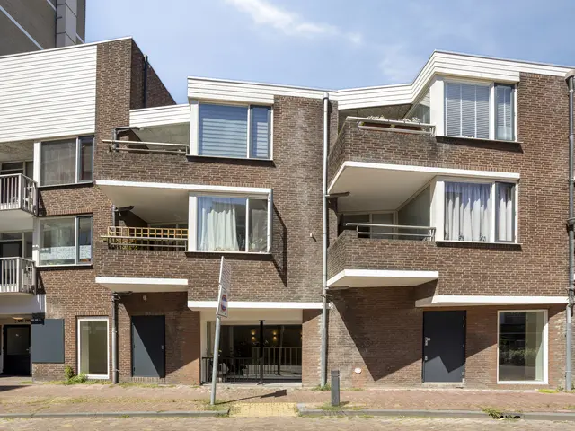 Meerstraat 12, BEVERWIJK