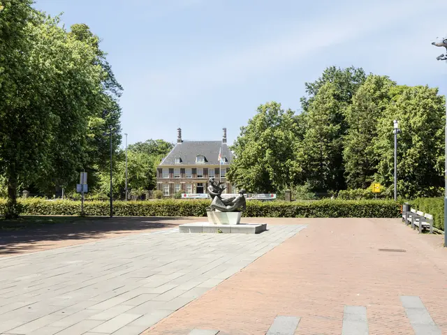 Meerstraat 12, BEVERWIJK