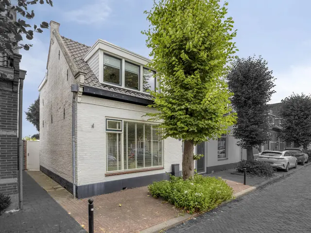 Arendsweg 79, BEVERWIJK