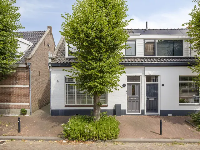 Arendsweg 79, BEVERWIJK