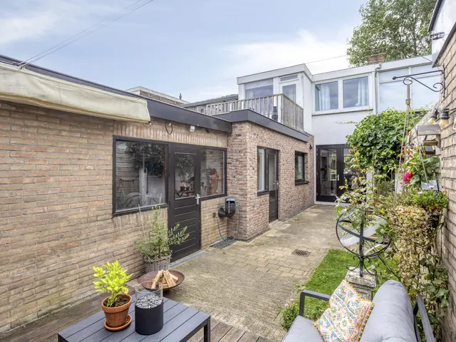 Beverwijkerstraatweg 14, CASTRICUM