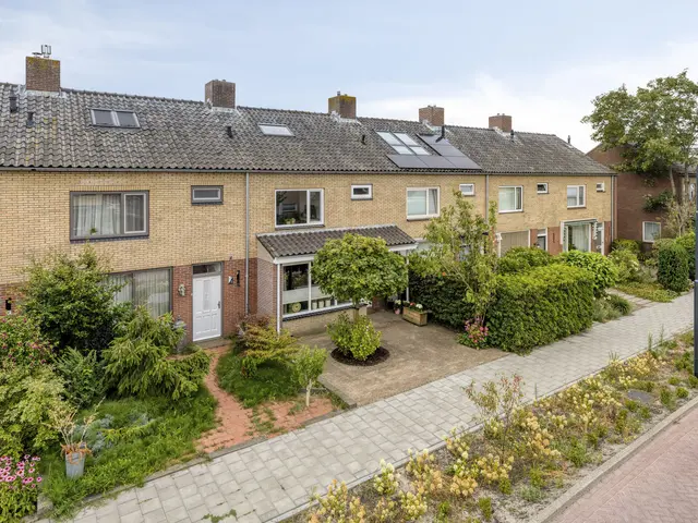 Kooglaan 119, UITGEEST