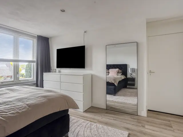 Kievitsvenstraat 15, UITGEEST