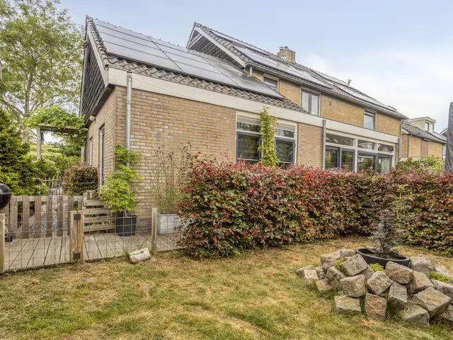 Kievitsvenstraat 15, UITGEEST