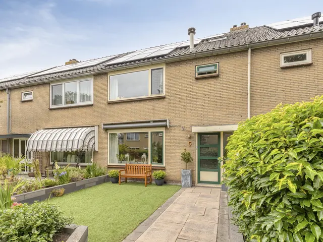 Blankertlaan 5, UITGEEST