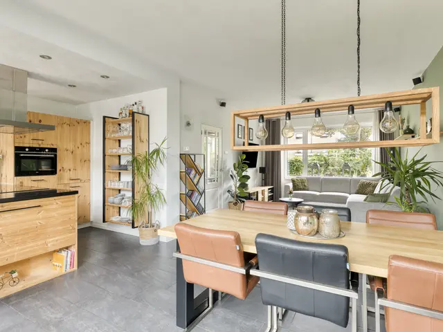 Blankertlaan 5, UITGEEST