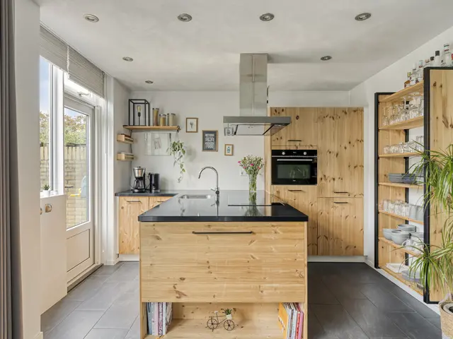 Blankertlaan 5, UITGEEST