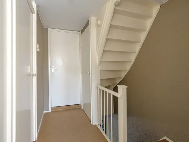 J.J. van Nesstraat 1, CASTRICUM