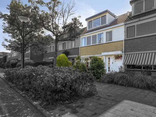 Calsplantsoen 35, BEVERWIJK