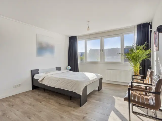 Calsplantsoen 35, BEVERWIJK