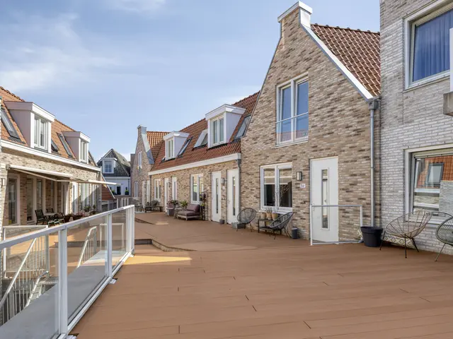 Nieuwe Noord 36L, HOORN