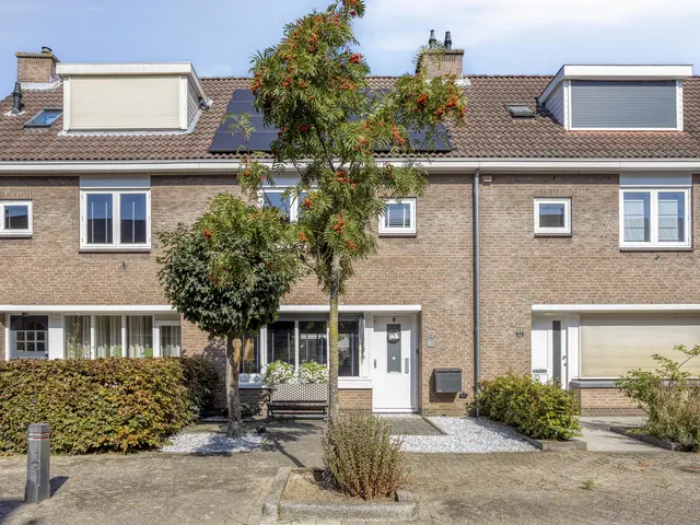 Salvador Allendelaan 19, BEVERWIJK