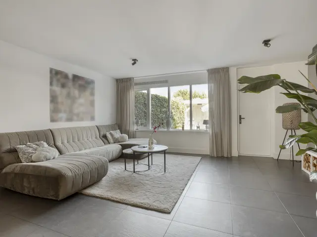 Salvador Allendelaan 19, BEVERWIJK