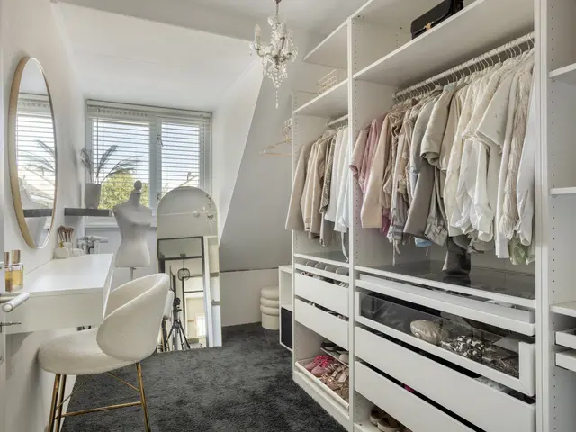 Salvador Allendelaan 19, BEVERWIJK