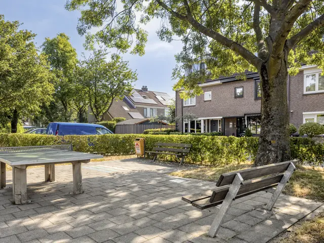 Salvador Allendelaan 19, BEVERWIJK