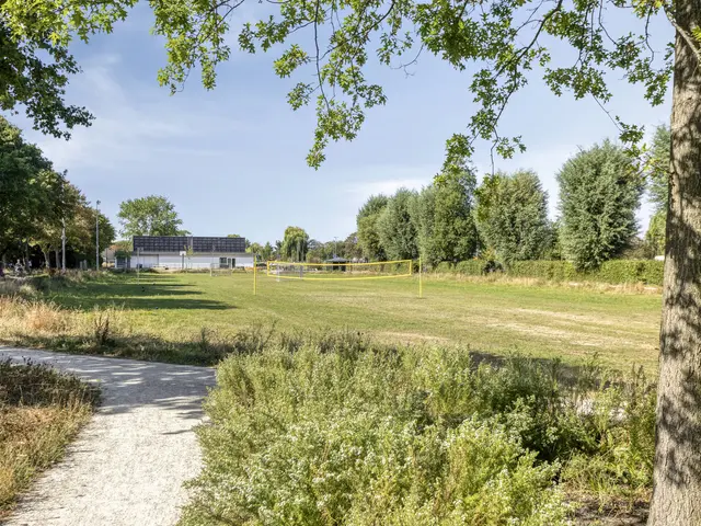 Hoorne 28, UITGEEST