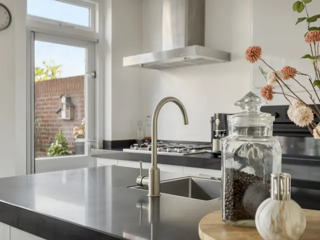 Watervlietstraat 39, VELSEN-NOORD
