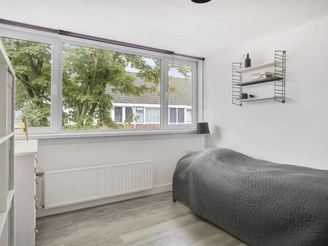 Watervlietstraat 39, VELSEN-NOORD