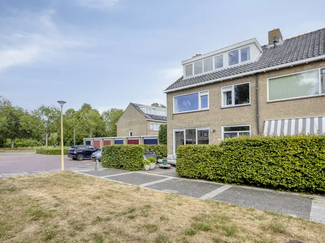 Henri Dunantsingel 108, CASTRICUM