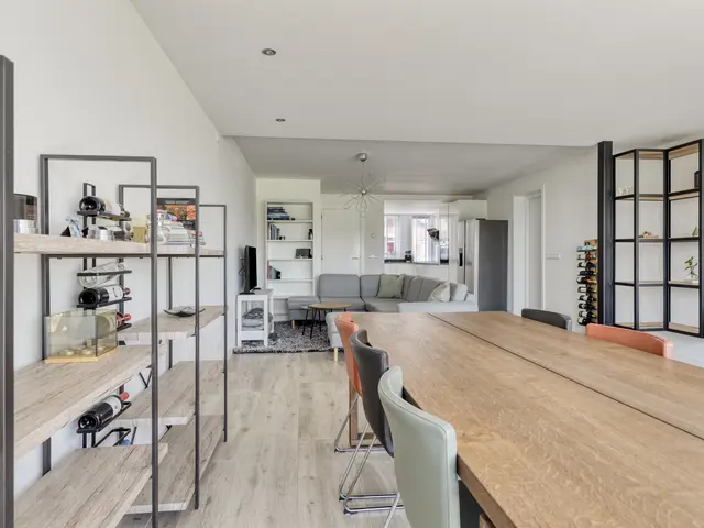 Hornstraat 6, OTERLEEK