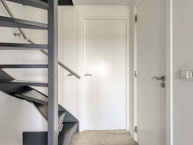 Hornstraat 6, OTERLEEK