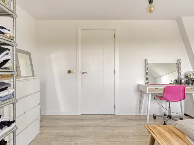 Hornstraat 6, OTERLEEK