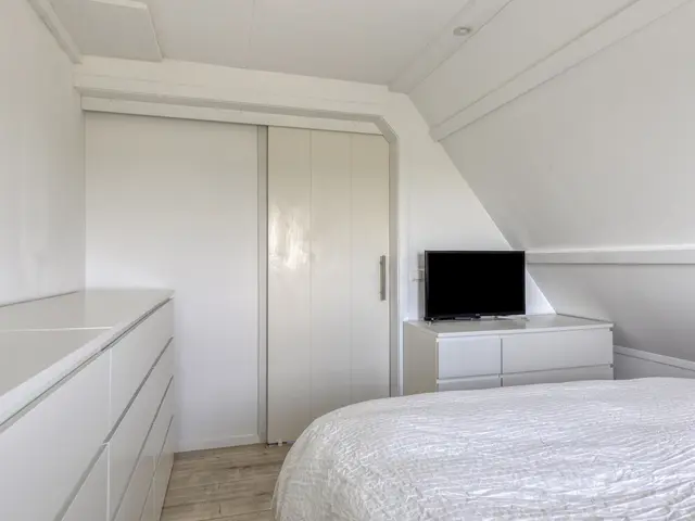 Hornstraat 6, OTERLEEK