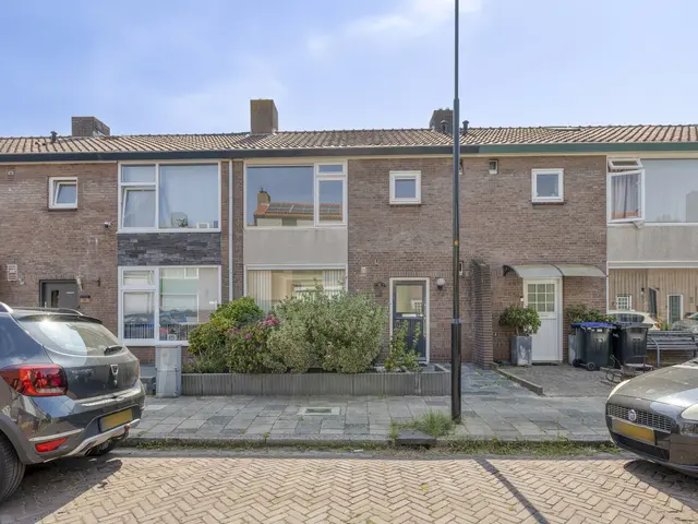 Peelstraat 18, BEVERWIJK